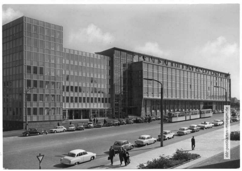 Hauptpostamt Leipzig - 1965