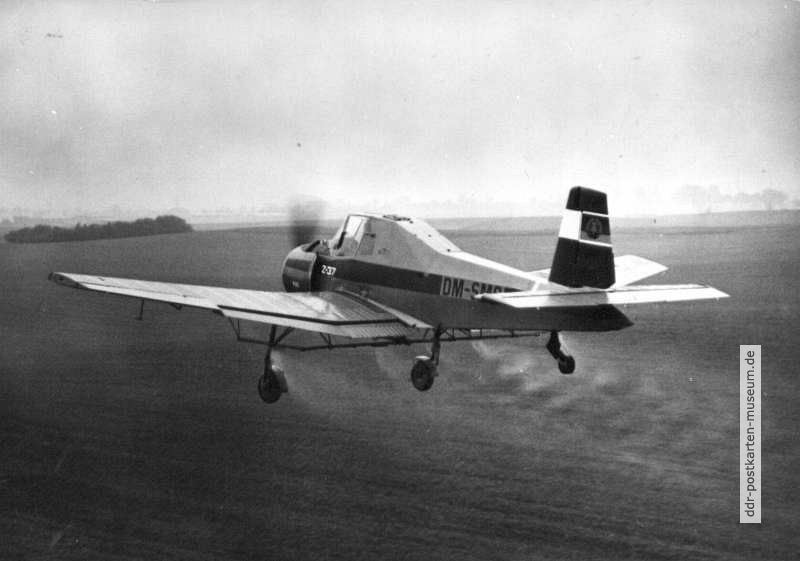 Landwirtschaftsflugzeug "Z 37 Cmelak" (CSSR) des Interflug-Agrarflug-Betriebes - 1973