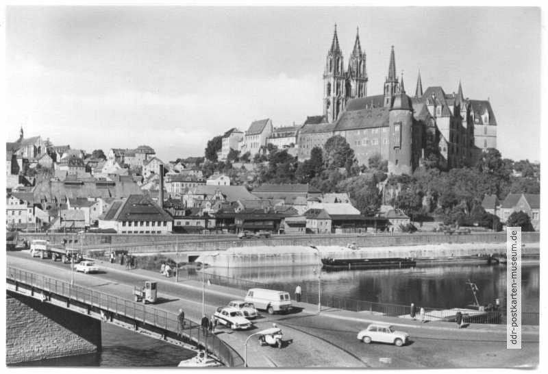 Blick über die Elbbrücke zur Albrechtsburg und Dom - 1975