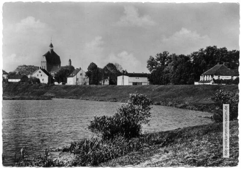 Blick von der alten Elbe zur Frauenkirche - 1958