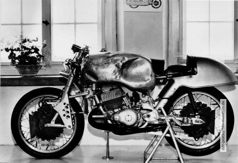 Motorradmuseum Augustusburg, 1956 gebautes DKW-Dreizylinder-Motorrad 350 ccm - 1972 / 1976