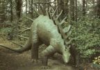 Saurierparkanlage mit Kentrurosaurus aus der Kreidezeit - 1986