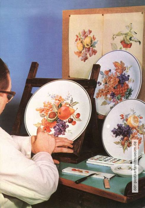 VEB Staatliche Porzellan-Manufaktur, Früchtemaler bei Aufglasurmalerei - 1973