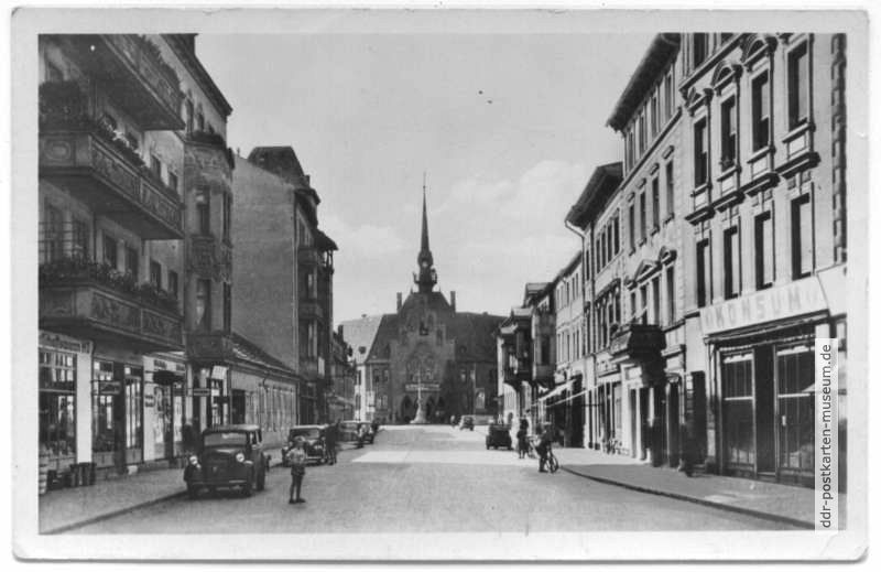 Stalinstraße mit Blick zum Rathaus - 1956