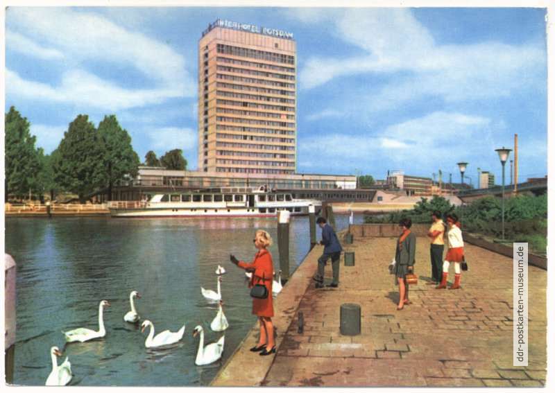 Interhotel "Potsdam", Dampferanlegestelle - 1970