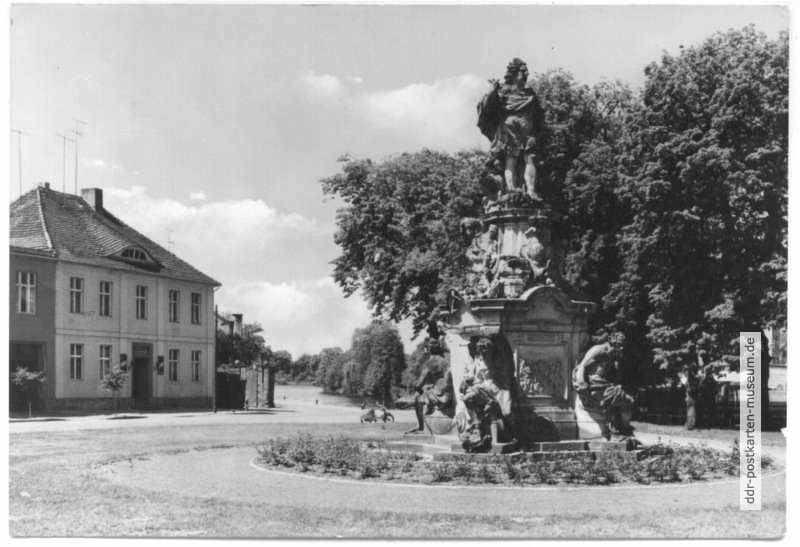 Schleusenplatz mit Denkmal des Großen Kurfürsten - 1972