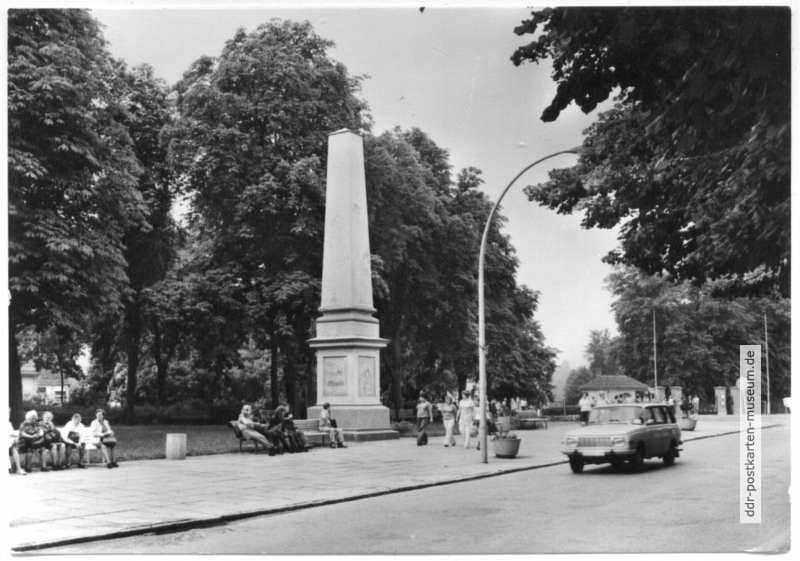 Obelisk am Schloßpark - 1979