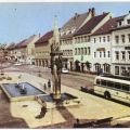 Platz der Befreiung mit Brunnen von Wrba, Hotel "Goldener Löwe" - 1973