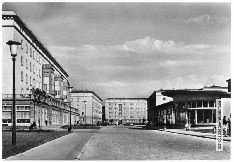 Ernst-Thälmann-Straße, Kinderkaufhaus - 1962