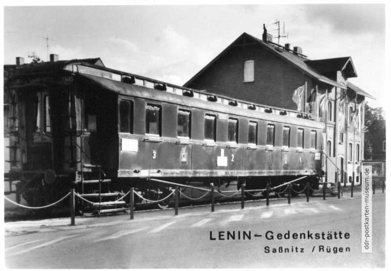 Lenin-Gedenkstätte am Bahnhof Saßnitz - 1978