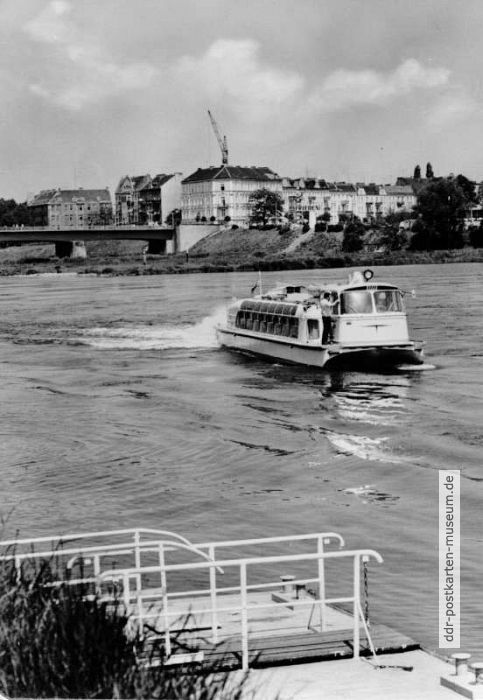 Gleitboot "Sarja" vom VEB Kraftverkehr Eisenhüttenstadt in Frankfurt/Oder - 1975