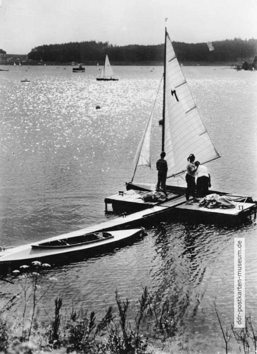 Segeln auf einem See im Vogtland - 1976