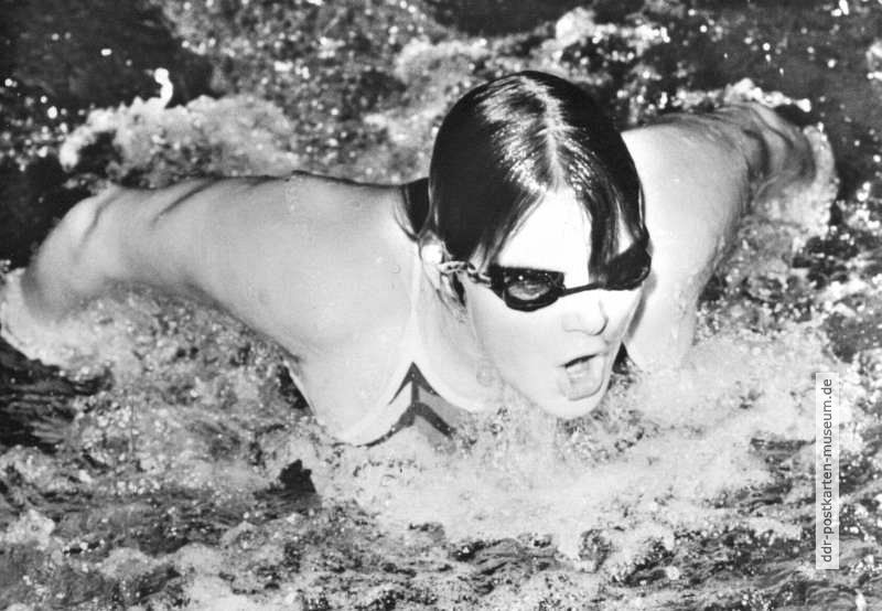 Andrea Pollack (SC Dynamo Berlin), 1976 und 1980 Olympiasiegerin im Schwimmen - 1980