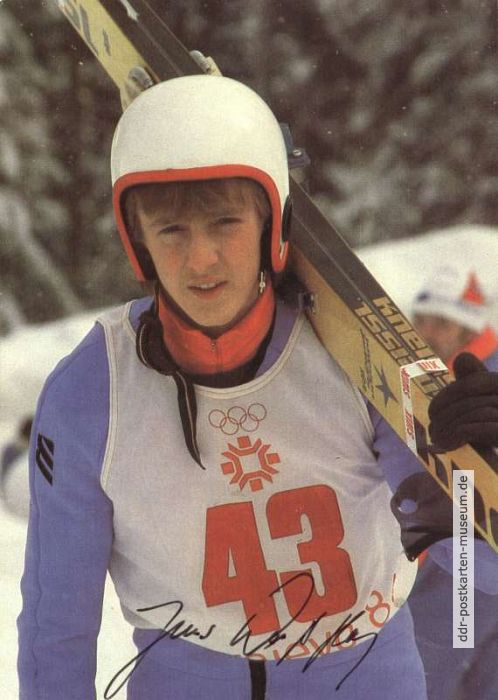 Jens Weißflog (SC Traktor Oberwiesenthal), 1984 Olympiasieger und 1985 Weltmeister im Skispringen - 1985 