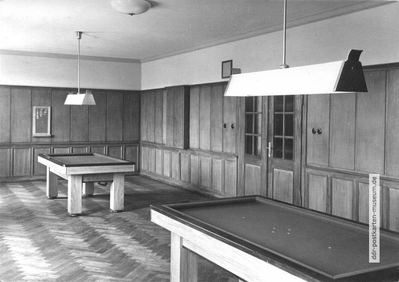 Billardraum im Sanatorium Niederschlema, Bezirk Gera - 1964