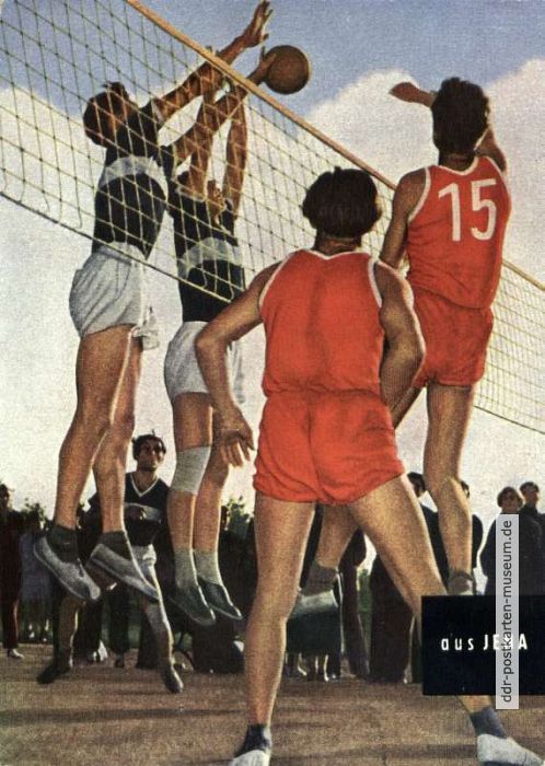 Volleyballspiel auf Werbepostkarte vom VEB Carl Zeiss Jena - 1958