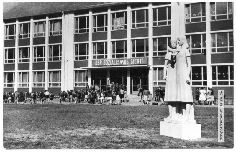 Schule IV - 1961