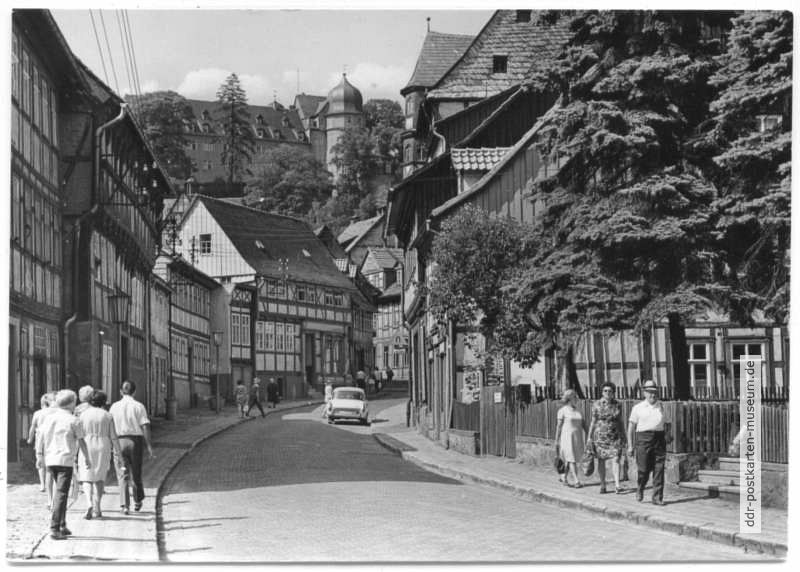 Blick zum Schloß (jetzt FDGB-Erholungsheim "Comenius") - 1977