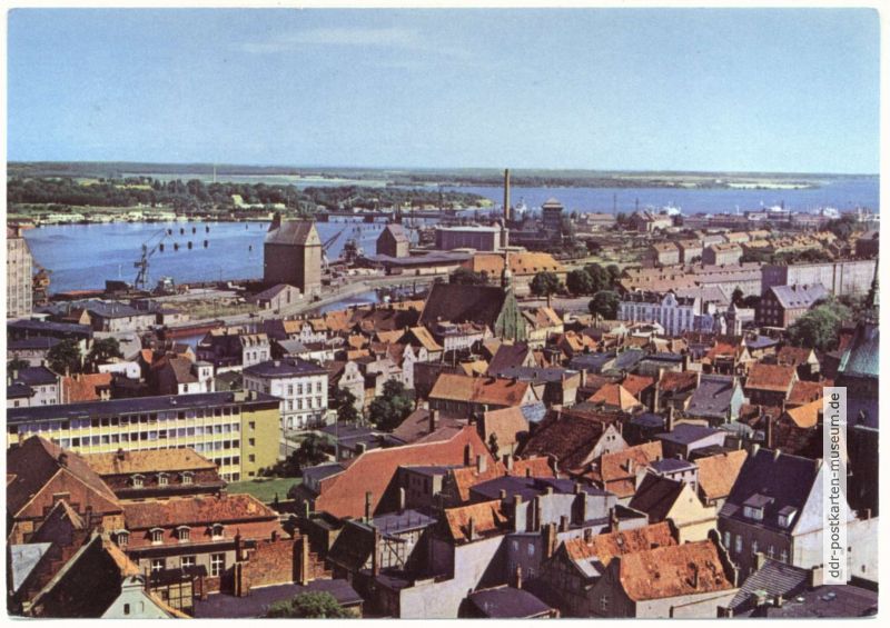 Blick auf die Stadt und zur Insel Rügen - 1979