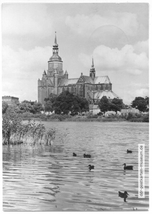 Knieperteich und Marienkirche - 1971