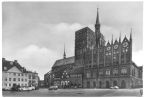 Alter Markt mit Rathaus und Kirche - 1972