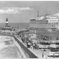 Einfahrt des Fährschiffs "Warnemünde" an der Mole - 1973