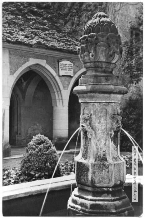 Brunnen im ehemaligen Klosterhof - 1957