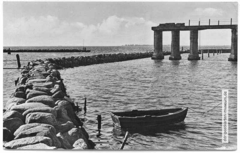 Zerstörte Brücke am Hafen - 1961