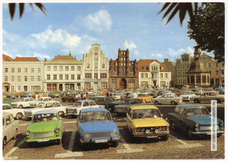 Parkplatz  auf dem Markt - 1981
