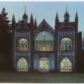 Gotisches Haus, Gartenseite bei Nacht - 1986